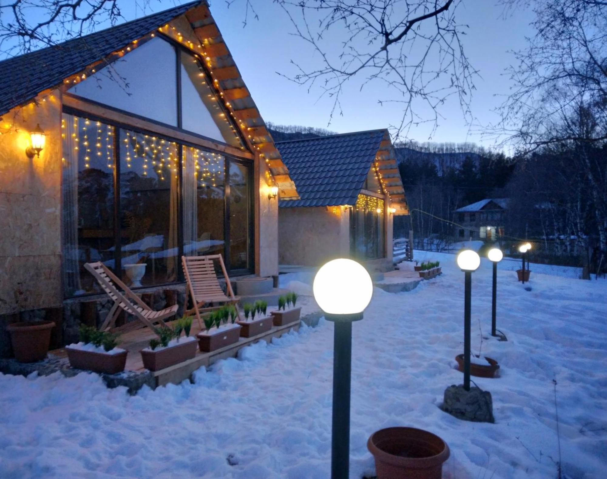 Kazbegi Cottages Qabarjina Екстериор снимка