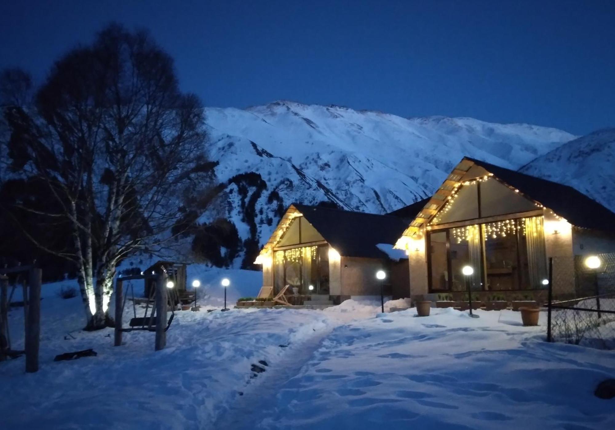 Kazbegi Cottages Qabarjina Екстериор снимка