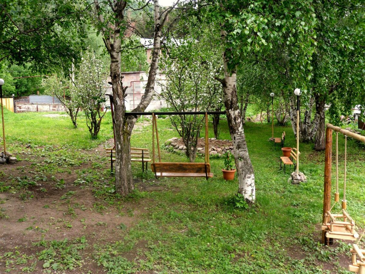 Kazbegi Cottages Qabarjina Екстериор снимка